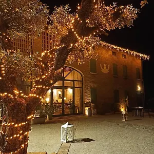 locanda-corte-ruspecchio.emilia-romagnahotels.net/