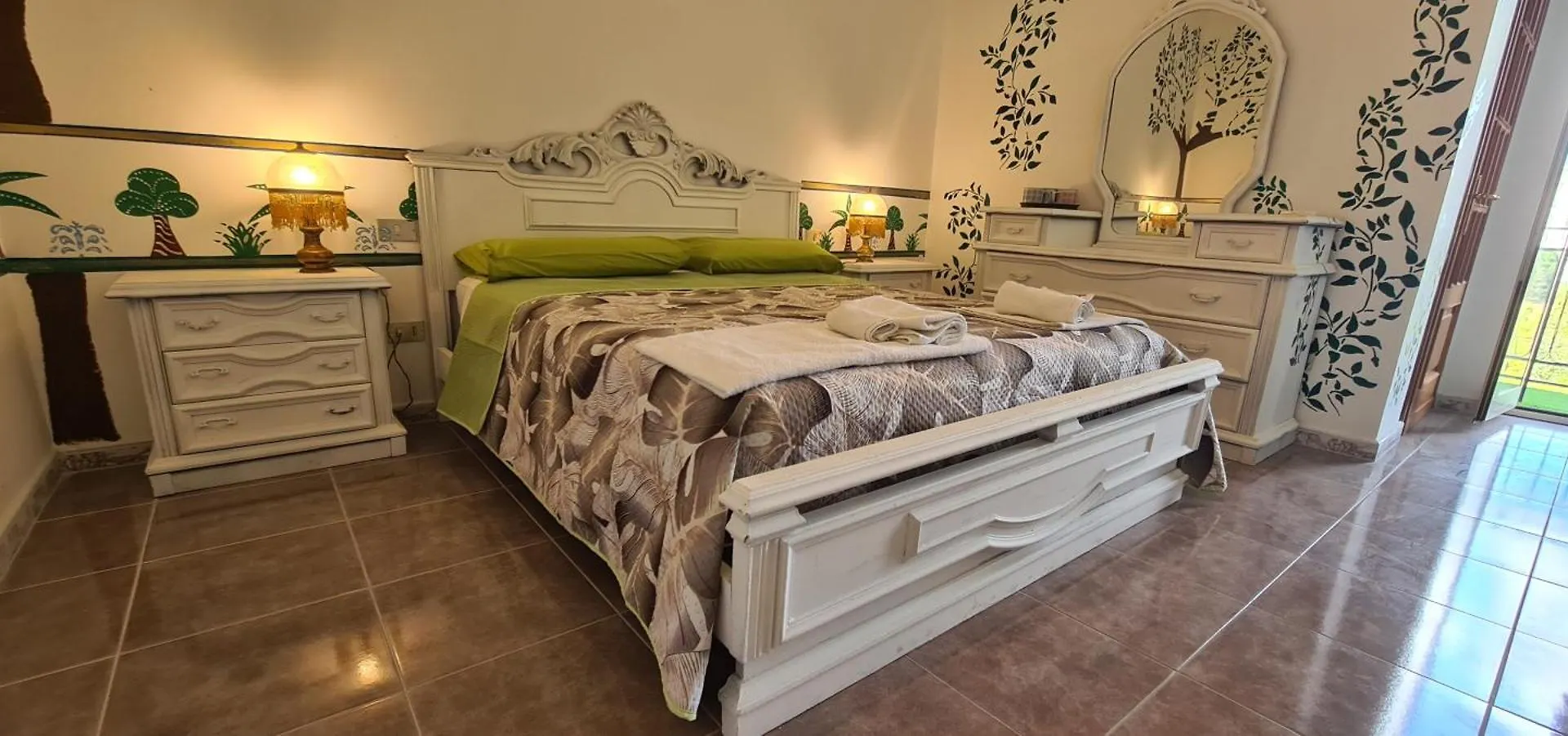 I Sollazzi Hotel Palermo 0*,  Italy